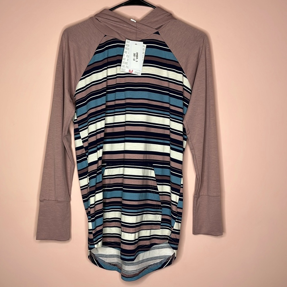 NWT LulaRoe Amber Lightweight Hoodie